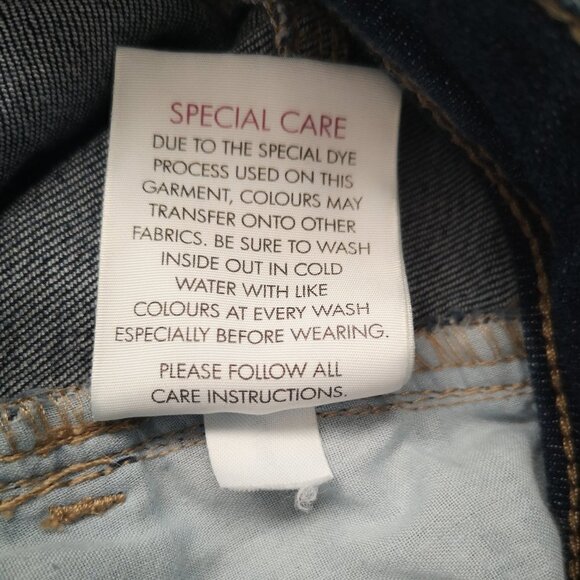 2/$30.00 - DC Jeans Lightly Curvy Medium Wash Ladies Blue Jeans - Picture 8 of 11
